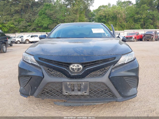 Продаж на аукціоні авто 2018 Toyota Camry Se, vin: 4T1B11HK2JU668521, номер лоту: 44760157
