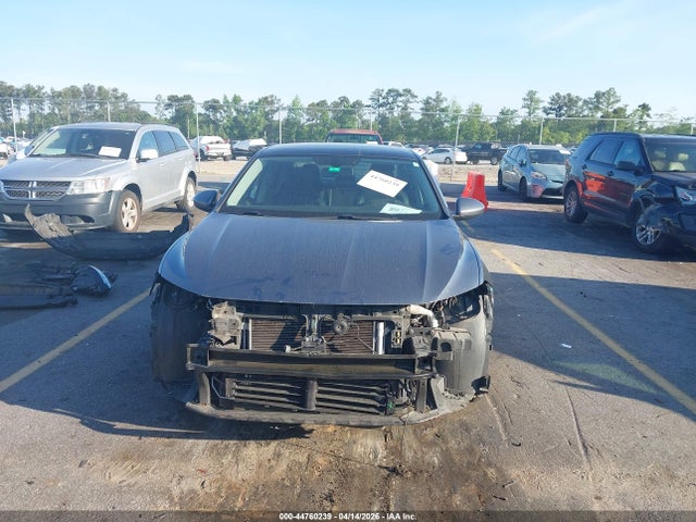 2019 Volkswagen Jetta 1.4t R-line/1.4t S/1.4t Se მანქანა იყიდება აუქციონზე, vin: 3VWC57BU5KM123510, აუქციონის ნომერი: 44760239
