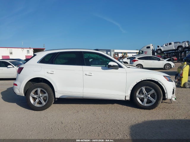 Продаж на аукціоні авто 2021 Audi Q5 Premium 45 Tfsi Quattro S Tronic, vin: WA1AAAFY1M2112475, номер лоту: 44760261