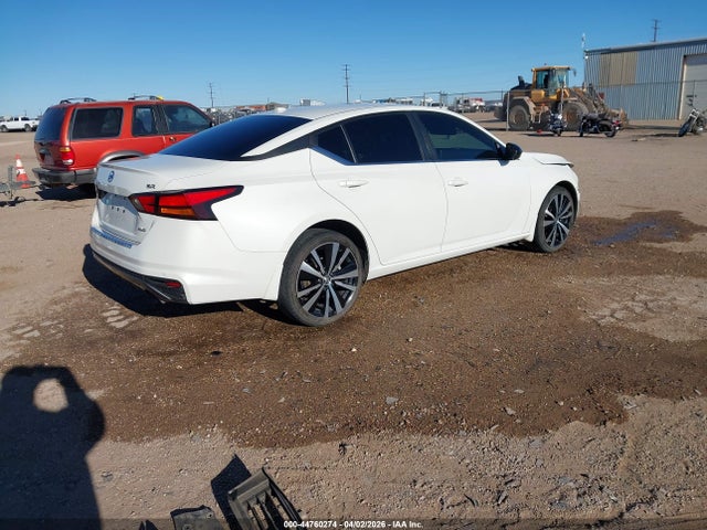 44760274 :رقم المزاد ، 1N4BL4CW2NN304146 vin ، 2022 Nissan Altima Sr Intelligent Awd مزاد بيع