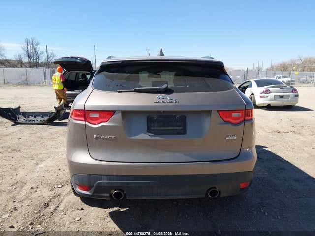 Jaguar F-pace 35t Prestige 2017 SADCK2BV4HA056884 Image 16