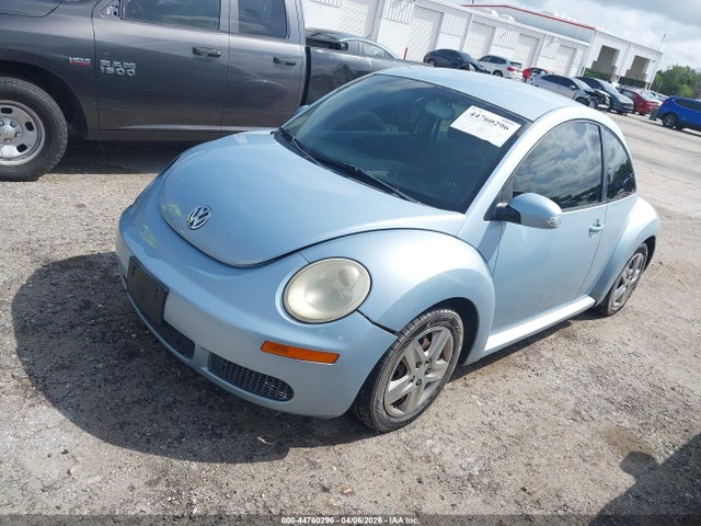 Продаж на аукціоні авто 2010 Volkswagen New Beetle 2.5l, vin: 3VWPG3AGXAM007248, номер лоту: 44760296