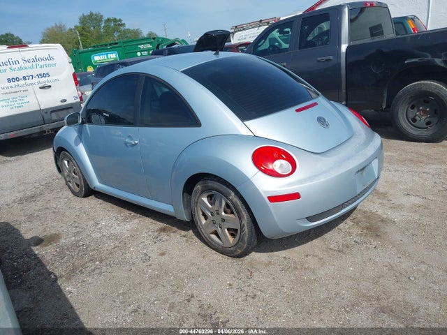 Продаж на аукціоні авто 2010 Volkswagen New Beetle 2.5l, vin: 3VWPG3AGXAM007248, номер лоту: 44760296