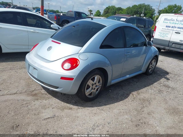 Продаж на аукціоні авто 2010 Volkswagen New Beetle 2.5l, vin: 3VWPG3AGXAM007248, номер лоту: 44760296