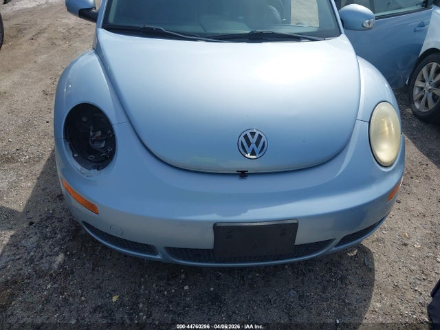 Продаж на аукціоні авто 2010 Volkswagen New Beetle 2.5l, vin: 3VWPG3AGXAM007248, номер лоту: 44760296