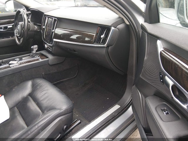 2018 VOLVO S90 LVY992MK7JP021451 Photo 4