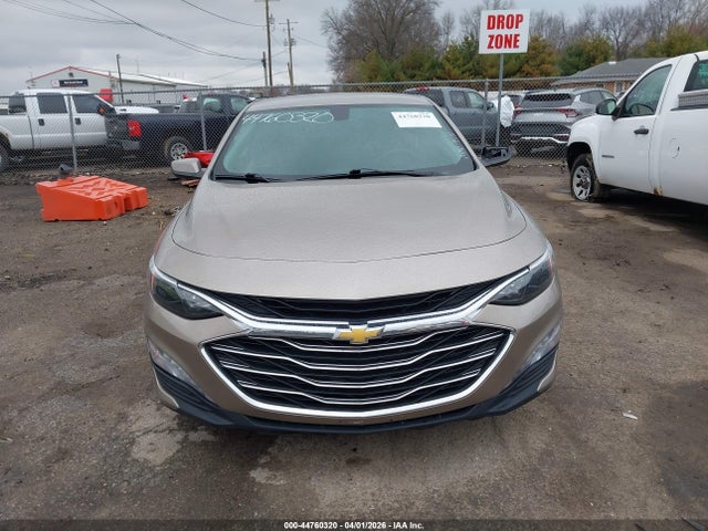 44760320 :رقم المزاد ، 1G1ZD5ST1NF150812 vin ، 2022 Chevrolet Malibu Fwd Lt مزاد بيع