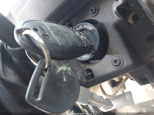 44760338 :رقم المزاد ، 3C7WRTCL6HG643535 vin ، 2017 Ram 3500 Chassis Tradesman/slt/laramie مزاد بيع