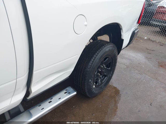 44760363 :رقم المزاد ، 3C6UR5CJ5NG129662 vin ، 2022 Ram 2500 Tradesman  4x4 6'4 Box مزاد بيع