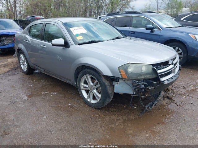 2013 Dodge Avenger Sxt მანქანა იყიდება აუქციონზე, vin: 1C3CDZCB7DN548710, აუქციონის ნომერი: 44760369