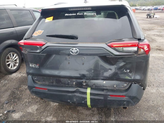 2021 Toyota Rav4 Le მანქანა იყიდება აუქციონზე, vin: 2T3H1RFV6MC118788, აუქციონის ნომერი: 44760375