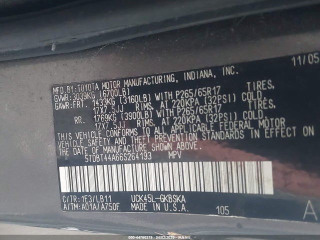 44760379 :رقم المزاد ، 5TDBT44A66S264193 vin ، 2006 Toyota Sequoia Sr5 مزاد بيع