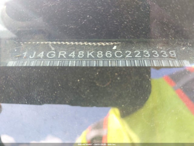 44760407 :رقم المزاد ، 1J4GR48K86C223339 vin ، 2006 Jeep Grand Cherokee Laredo مزاد بيع