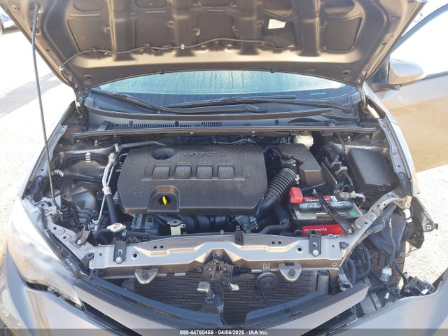 44760456 :رقم المزاد ، 2T1BURHE4JC071811 vin ، 2018 Toyota Corolla Se مزاد بيع