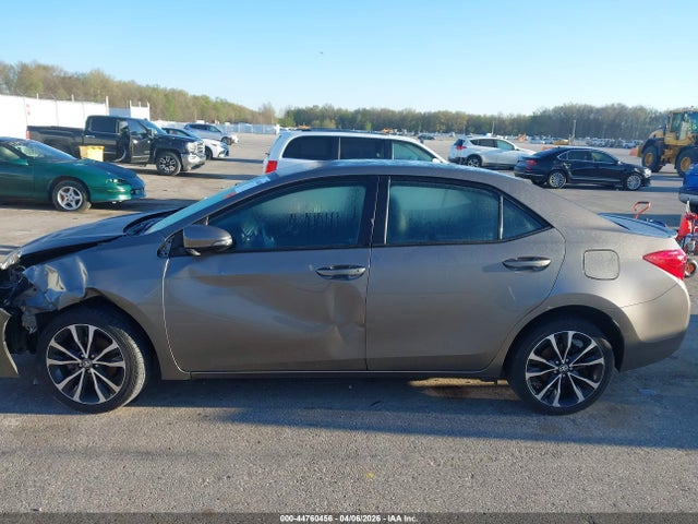 44760456 :رقم المزاد ، 2T1BURHE4JC071811 vin ، 2018 Toyota Corolla Se مزاد بيع