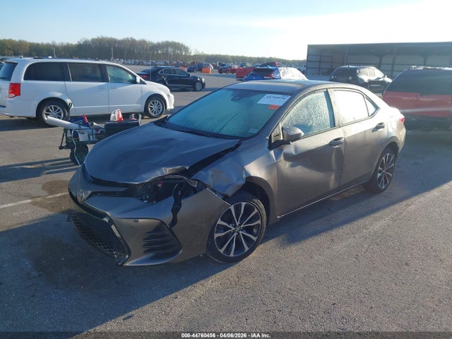 44760456 :رقم المزاد ، 2T1BURHE4JC071811 vin ، 2018 Toyota Corolla Se مزاد بيع