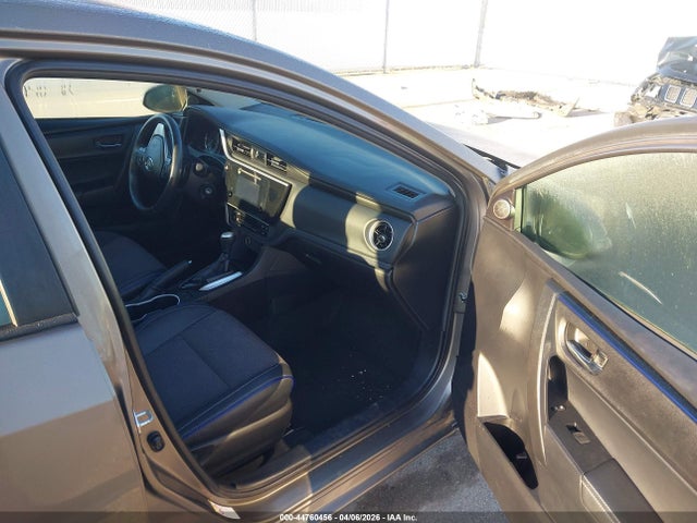 44760456 :رقم المزاد ، 2T1BURHE4JC071811 vin ، 2018 Toyota Corolla Se مزاد بيع