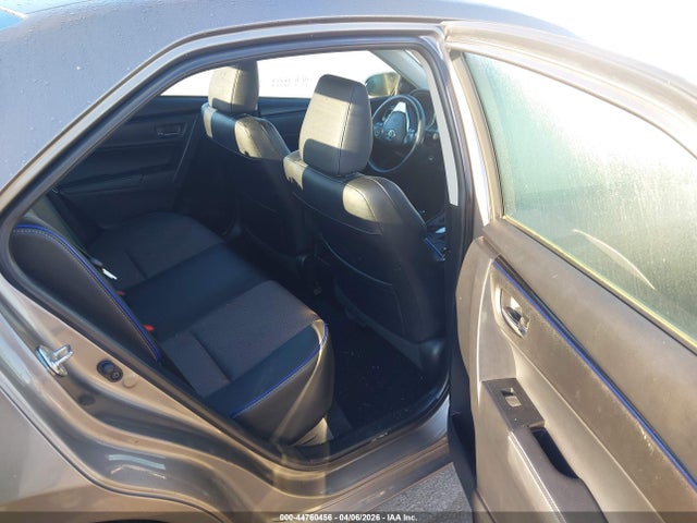 44760456 :رقم المزاد ، 2T1BURHE4JC071811 vin ، 2018 Toyota Corolla Se مزاد بيع
