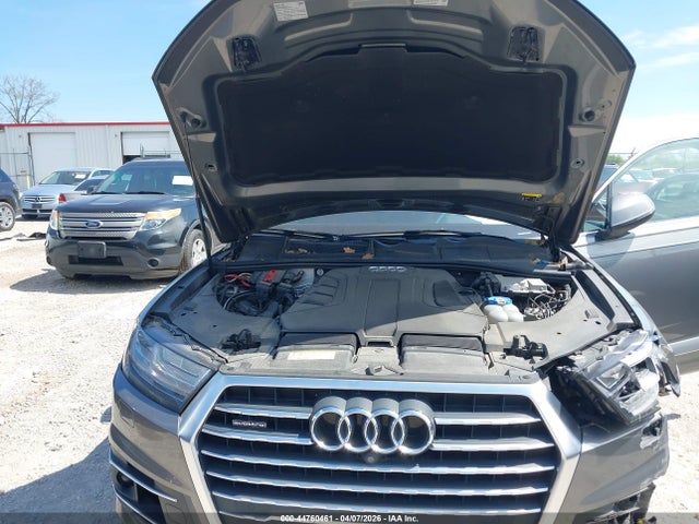 Продажа на аукционе авто 2017 Audi Q7 3.0t Premium, vin: WA1LAAF74HD019900, номер лота: 44760461