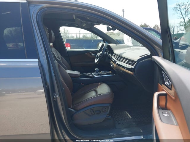 Продажа на аукционе авто 2017 Audi Q7 3.0t Premium, vin: WA1LAAF74HD019900, номер лота: 44760461