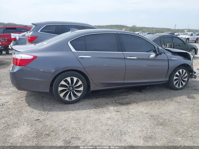 2015 Honda Accord Hybrid Ex-l მანქანა იყიდება აუქციონზე, vin: 1HGCR6F52FA010459, აუქციონის ნომერი: 44760471