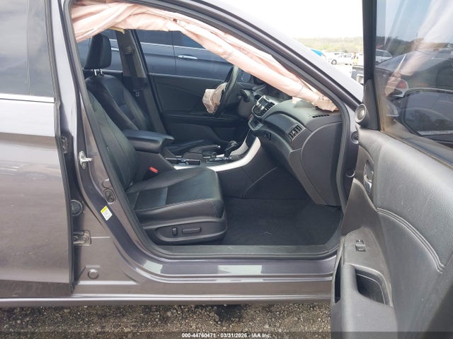 2015 Honda Accord Hybrid Ex-l მანქანა იყიდება აუქციონზე, vin: 1HGCR6F52FA010459, აუქციონის ნომერი: 44760471