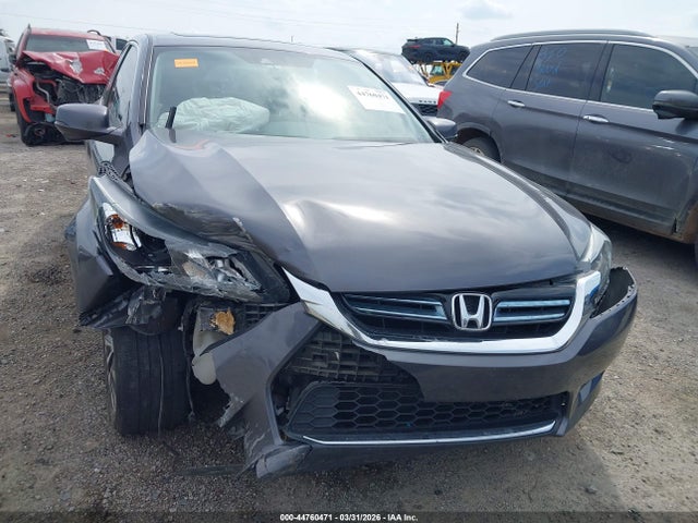 2015 Honda Accord Hybrid Ex-l მანქანა იყიდება აუქციონზე, vin: 1HGCR6F52FA010459, აუქციონის ნომერი: 44760471