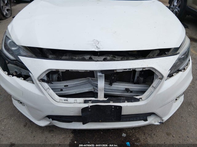 Продажа на аукционе авто 2018 Subaru Legacy 2.5i Limited, vin: 4S3BNAN64J3010298, номер лота: 44760472