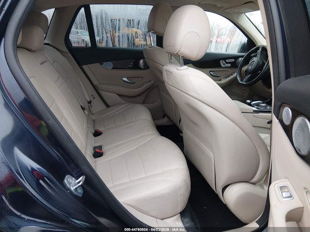 2018 Mercedes-benz Glc 300 4matic მანქანა იყიდება აუქციონზე, vin: WDC0G4KB7JV053682, აუქციონის ნომერი: 44760504