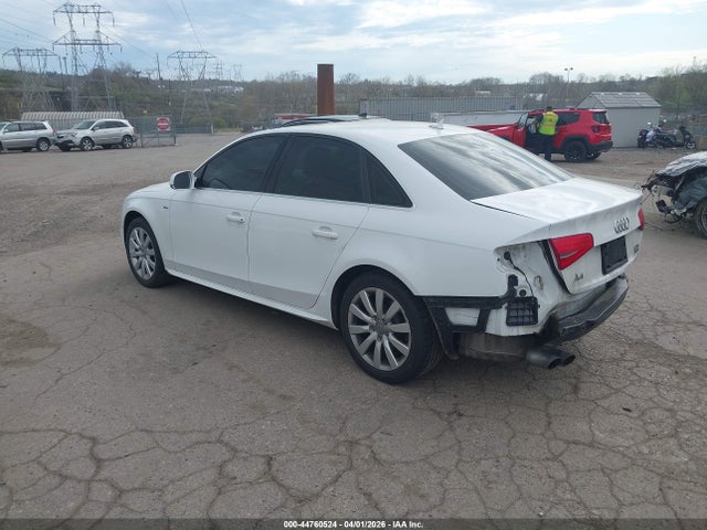 WAUBFAFL3FN030049 Audi A4 2.0t Premium