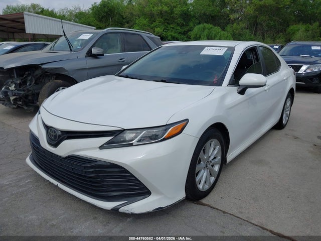 4T1B11HK5JU074019 Toyota CAMRY LE
