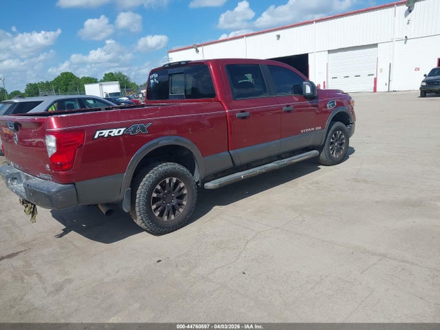 2017 NISSAN TITAN XD 1N6BA1F43HN557812 Photo 3