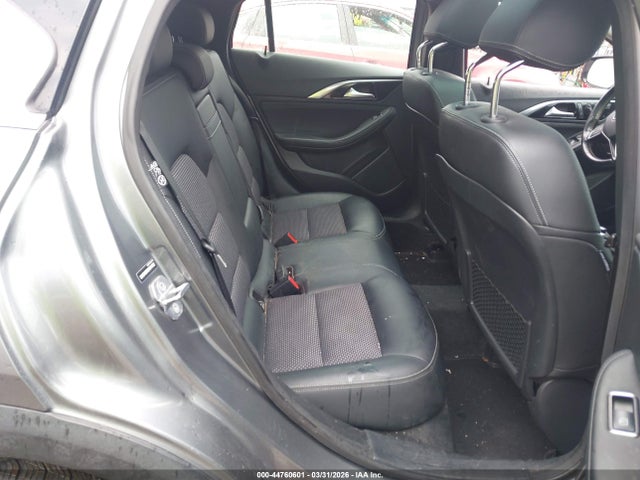 44760601 :رقم المزاد ، SJKCH5CR8KA011612 vin ، 2019 Infiniti Qx30 Luxe مزاد بيع