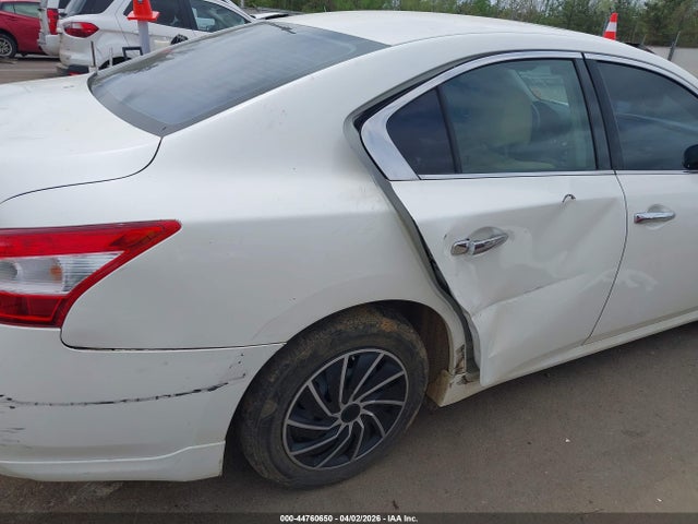 2010 Nissan Maxima 3.5 S მანქანა იყიდება აუქციონზე, vin: 1N4AA5AP5AC869144, აუქციონის ნომერი: 44760650