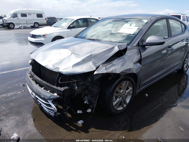 44760657 :رقم المزاد ، 5NPD84LF0JH390796 vin ، 2018 Hyundai Elantra Sel مزاد بيع