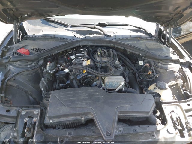 44760672 :رقم المزاد ، WBA3B3C58DF541684 vin ، 2013 Bmw 328i Xdrive مزاد بيع