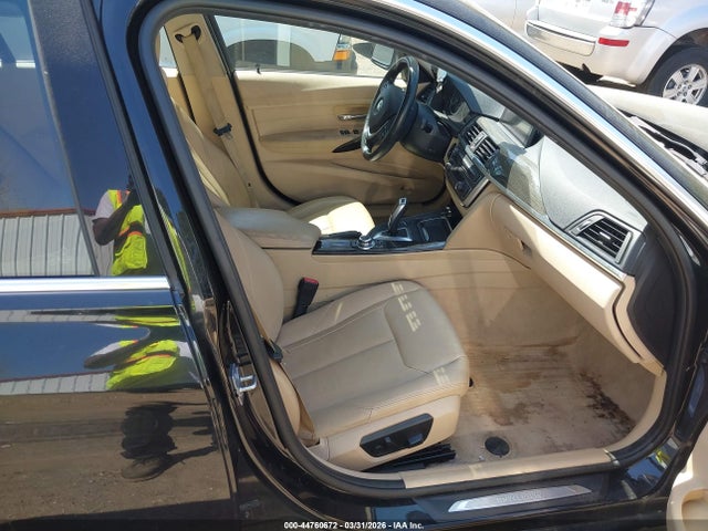 44760672 :رقم المزاد ، WBA3B3C58DF541684 vin ، 2013 Bmw 328i Xdrive مزاد بيع