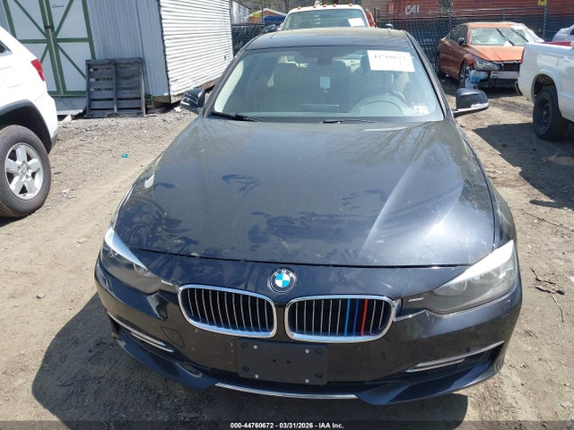 44760672 :رقم المزاد ، WBA3B3C58DF541684 vin ، 2013 Bmw 328i Xdrive مزاد بيع