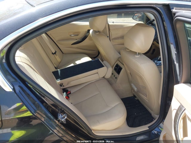 44760672 :رقم المزاد ، WBA3B3C58DF541684 vin ، 2013 Bmw 328i Xdrive مزاد بيع