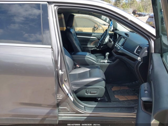 5TDJZRFHXKS926966 Toyota Highlander Xle