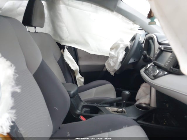 Toyota Rav4 Xle 2015 JTMRFREV9FD160720 Image 5