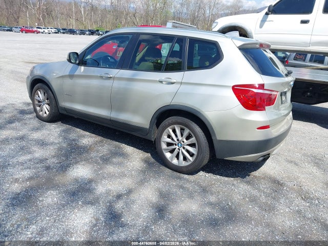 2013 BMW X3 5UXWX9C57D0A10842 Photo 2
