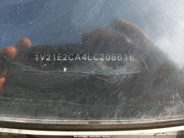 44760692 :رقم المزاد ، 1V21E2CA4LC208616 vin ، 2020 Volkswagen Atlas Cross Sport 3.6l V6 Se W/technology/3.6l V6 Se W/technology R-line مزاد بيع