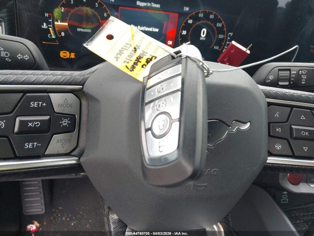 44760705 :رقم المزاد ، 1FAGP8UH1R5116774 vin ، 2024 Ford Mustang Ecoboost Premium مزاد بيع