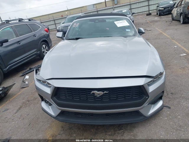 44760705 :رقم المزاد ، 1FAGP8UH1R5116774 vin ، 2024 Ford Mustang Ecoboost Premium مزاد بيع