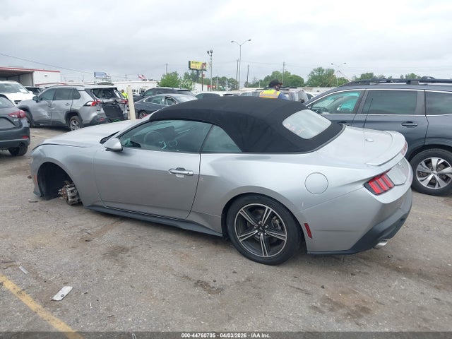 44760705 :رقم المزاد ، 1FAGP8UH1R5116774 vin ، 2024 Ford Mustang Ecoboost Premium مزاد بيع