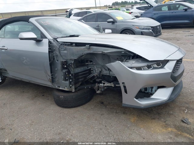 44760705 :رقم المزاد ، 1FAGP8UH1R5116774 vin ، 2024 Ford Mustang Ecoboost Premium مزاد بيع