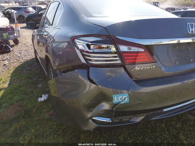 44760718 :رقم المزاد ، 1HGCR2F31HA192326 vin ، 2017 Honda Accord Lx مزاد بيع