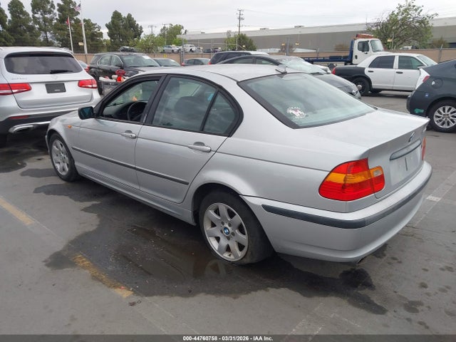 44760758 :رقم المزاد ، WBAAZ33484KP83831 vin ، 2004 Bmw 325i مزاد بيع