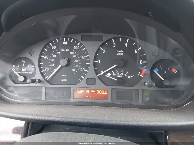 44760758 :رقم المزاد ، WBAAZ33484KP83831 vin ، 2004 Bmw 325i مزاد بيع
